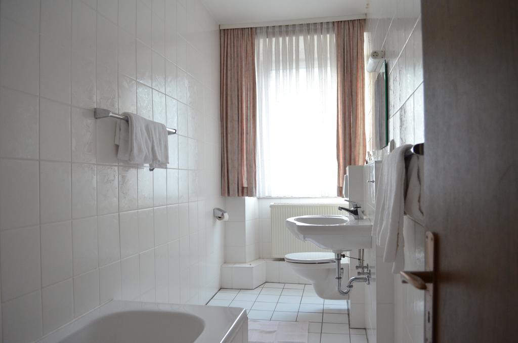 Hotel Drei Schweizer Neuwied Oda fotoğraf