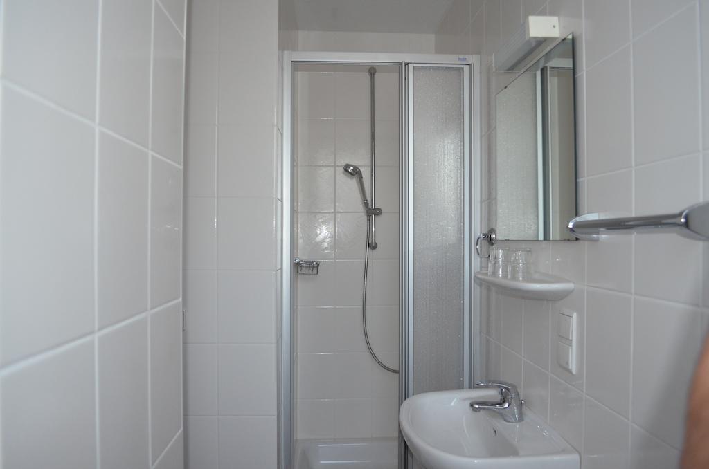Hotel Drei Schweizer Neuwied Oda fotoğraf