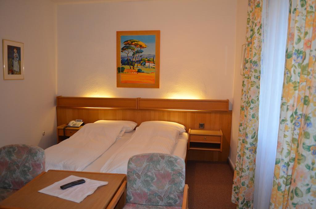 Hotel Drei Schweizer Neuwied Oda fotoğraf
